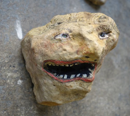 Versteinerter Neandertalerkopf